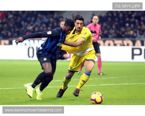 米兰体育滚球比赛中出现的精彩战术分析与点评